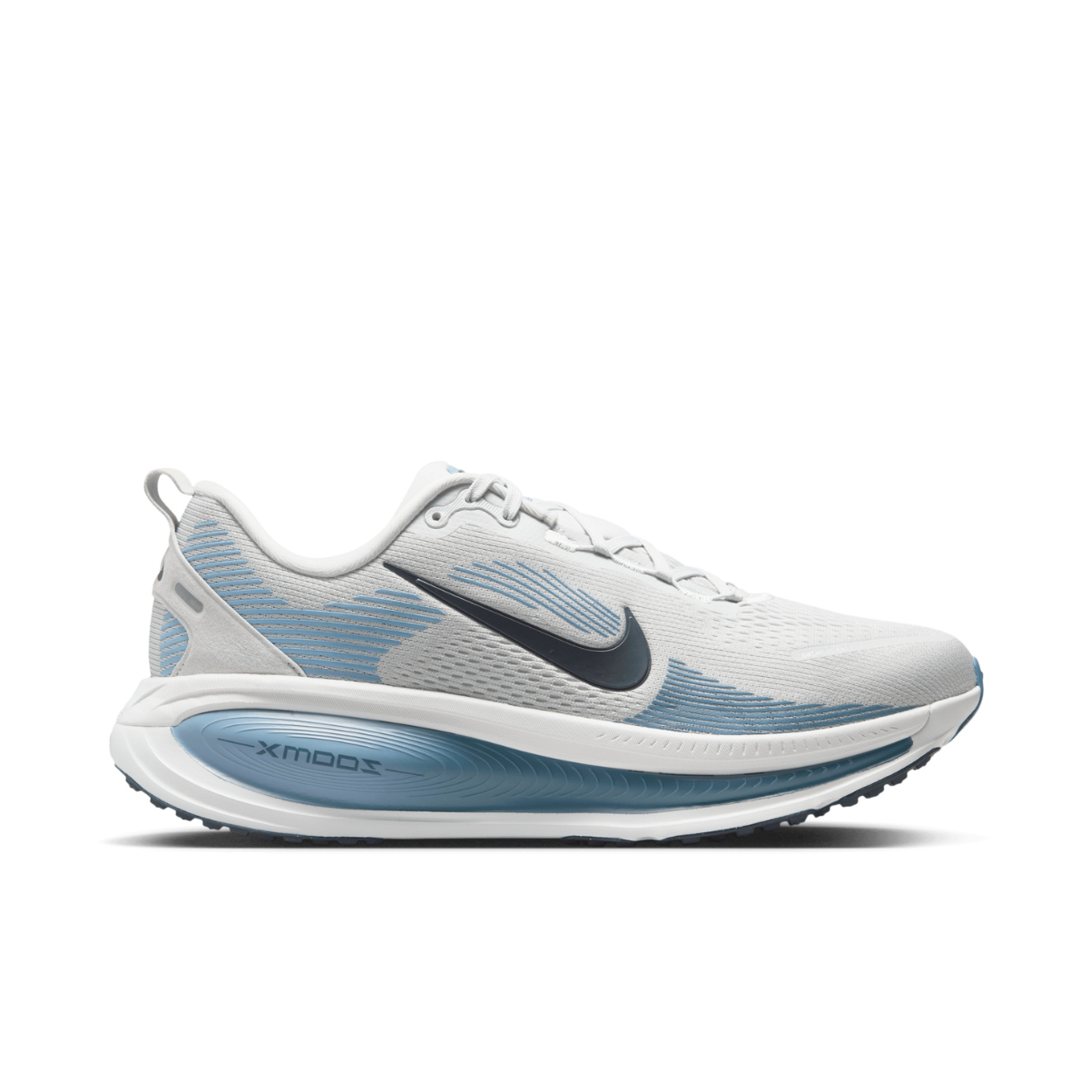 NIKE VOMERO 18