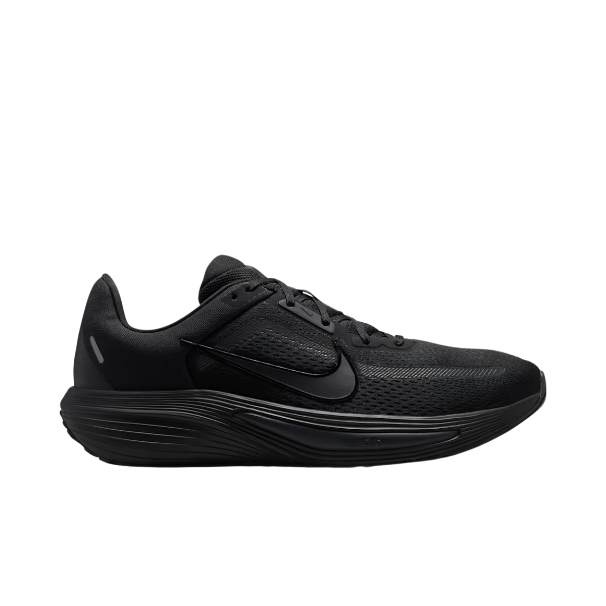 NIKE QUEST 7