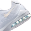 NIKE AIR MAX INVIGOR