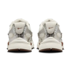 W NIKE V5 RNR