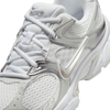 W NIKE V5 RNR