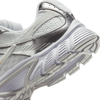 W NIKE V5 RNR