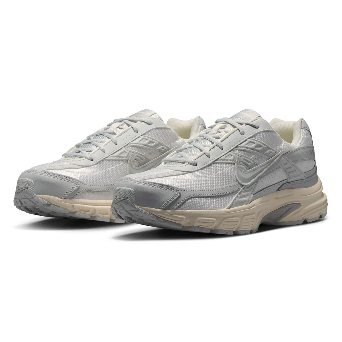 NIKE INITIATOR