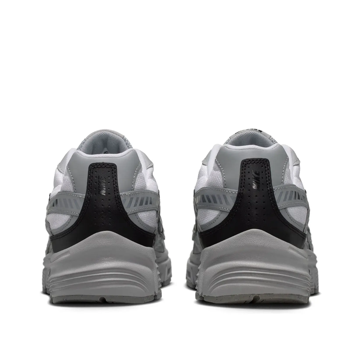 NIKE INITIATOR