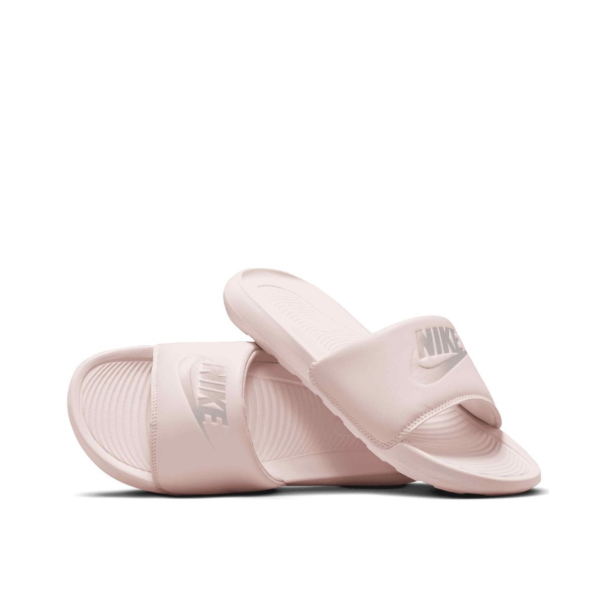 W NIKE VICTORI ONE SLIDE