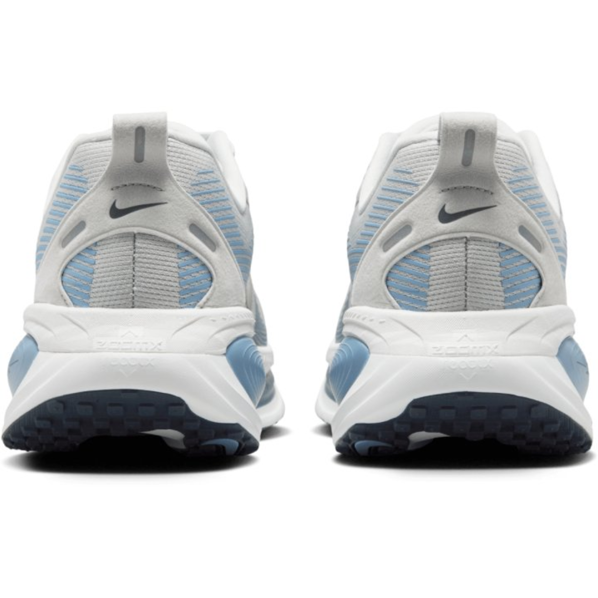 NIKE VOMERO 18