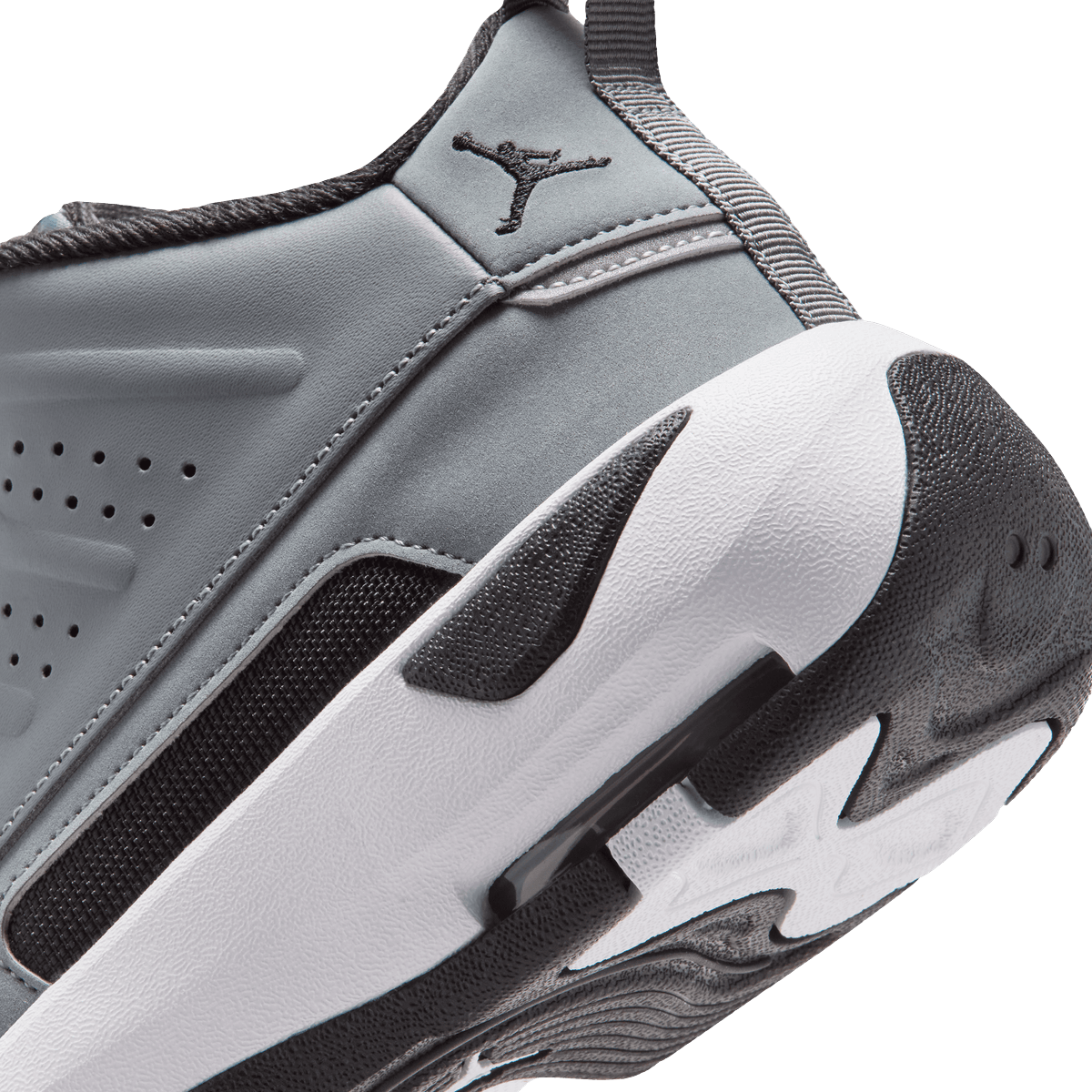 JORDAN MAX AURA 7 (GS)