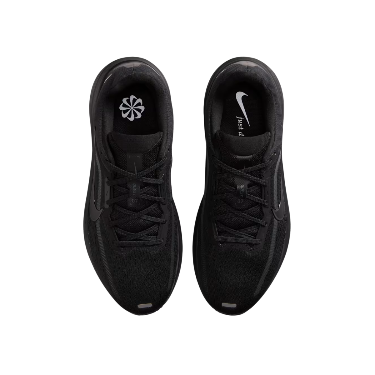 NIKE QUEST 7