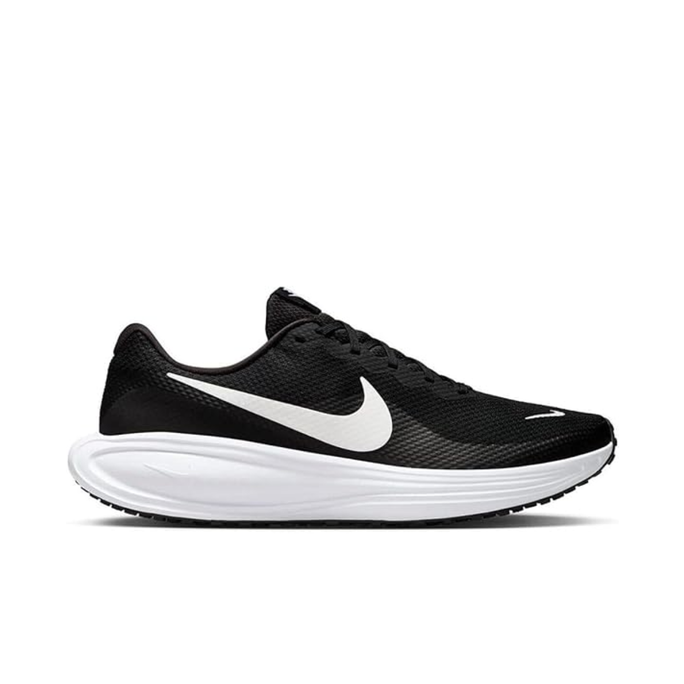 NIKE REVOLUTION 8