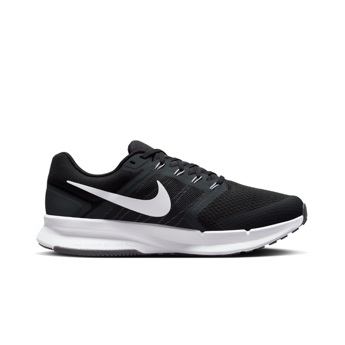 NIKE RUN SWIFT 3